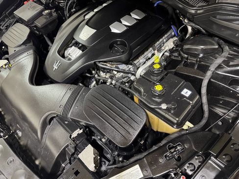 Used 2017 Maserati Ghibli image 77