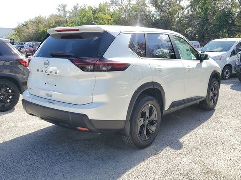 New 2026 Nissan Rogue SV image 6