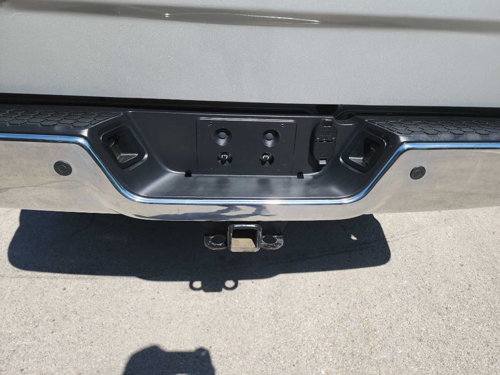 Used 2015 RAM 2500 Tradesman w/ Chrome Appearance Group AWD/4WD image 8