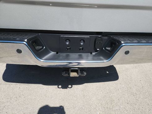 Used 2015 RAM 2500 Tradesman w/ Chrome Appearance Group AWD/4WD image 8