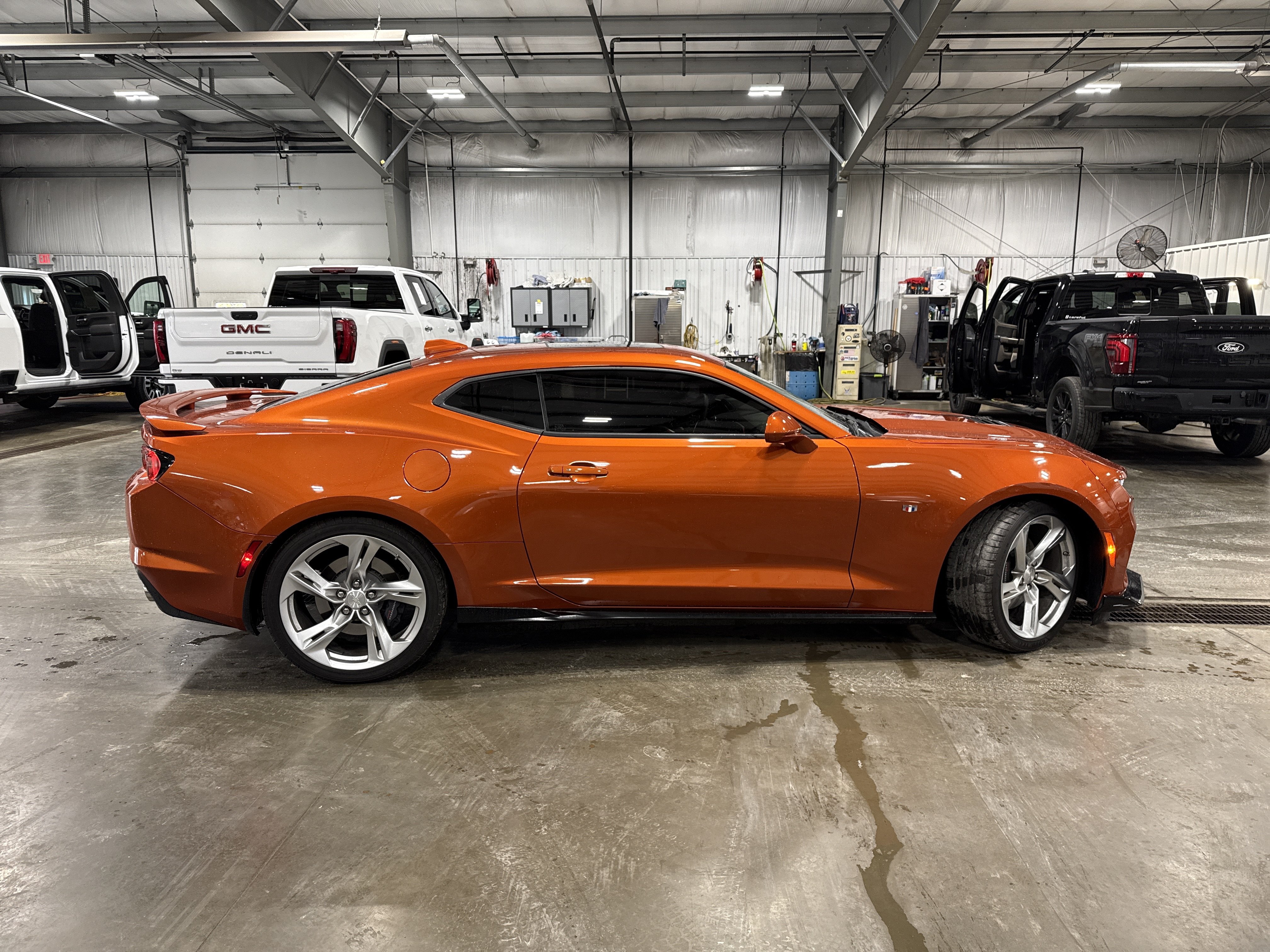 Used 2023 Chevrolet Camaro SS RWD image 2