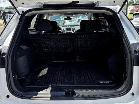 Used 2023 Chevrolet Equinox LT w/ LPO, Floor Liner Package image 22