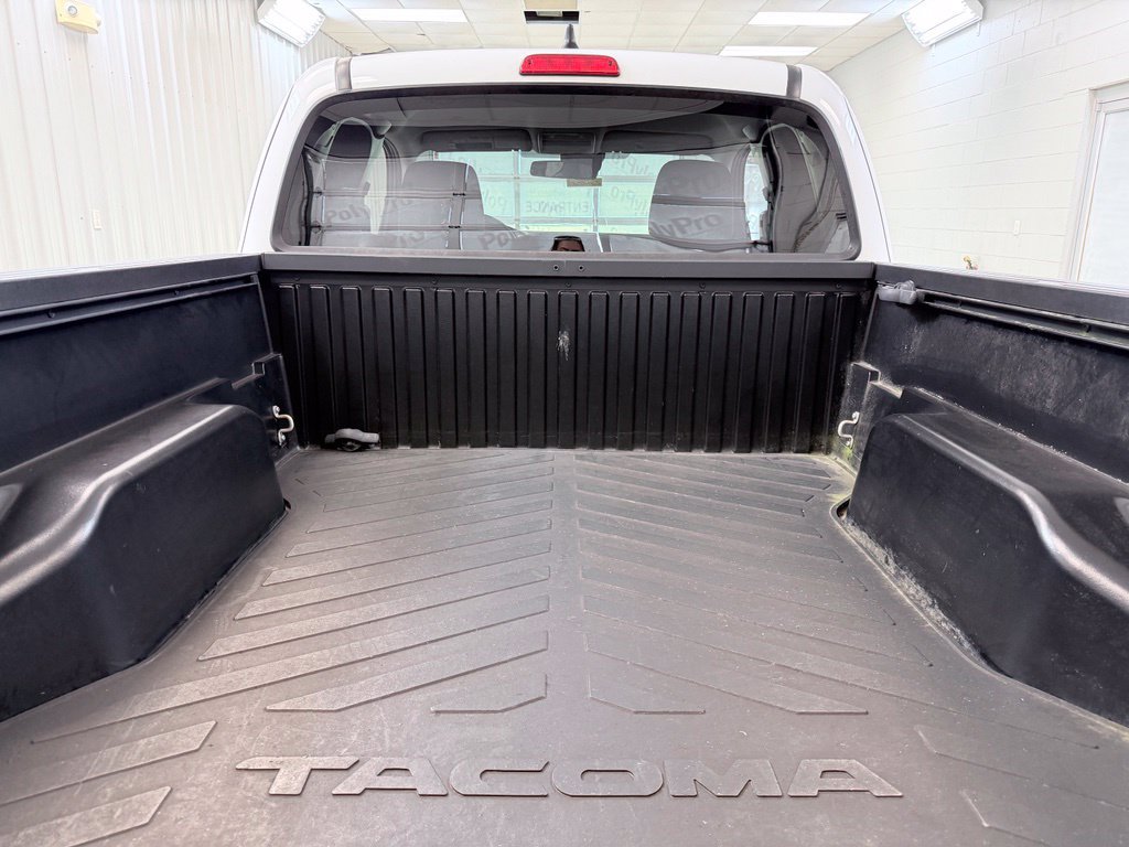 Used 2020 Toyota Tacoma SR AWD/4WD image 19