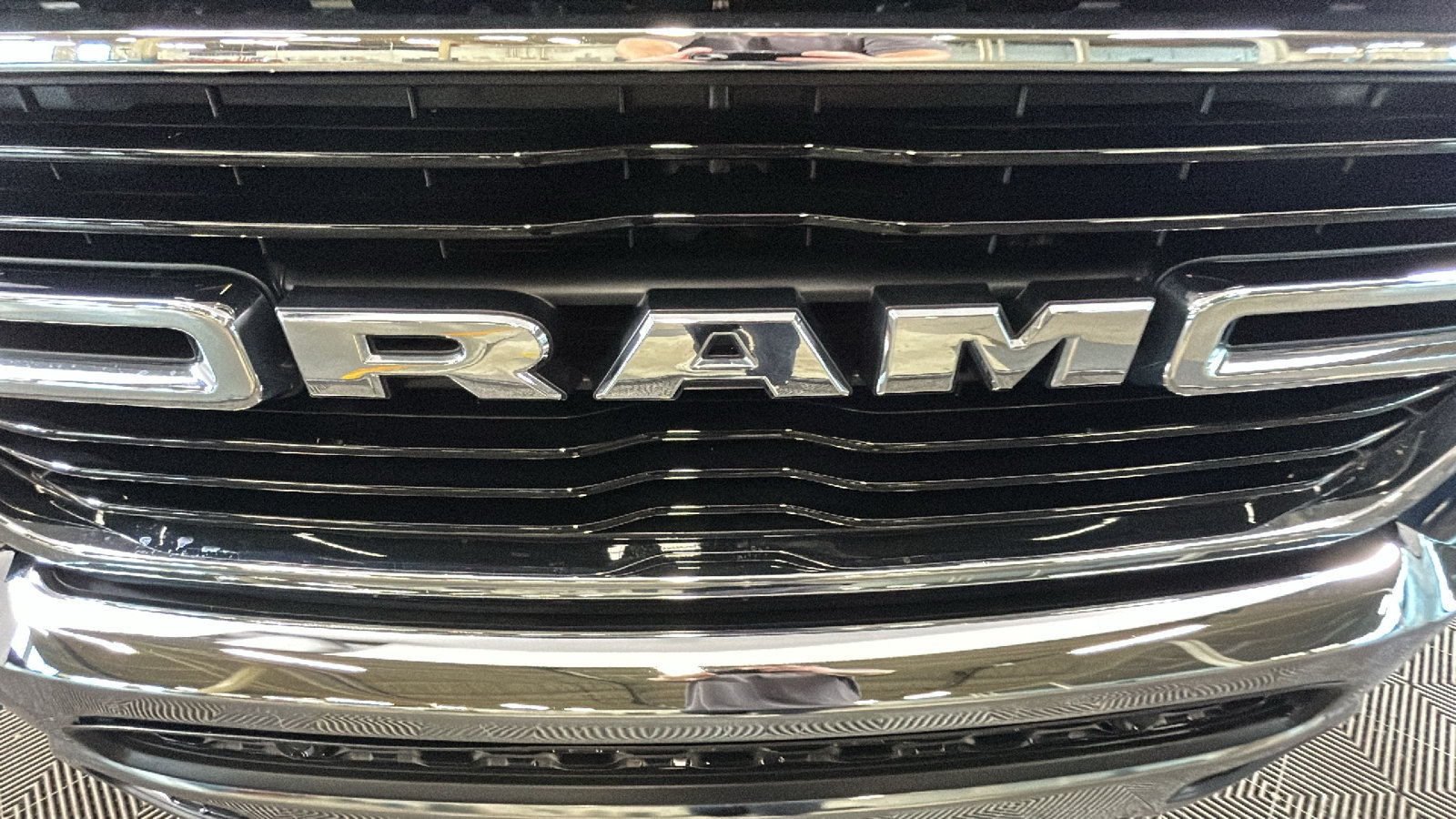 Used 2020 RAM 1500 Big Horn AWD/4WD image 10