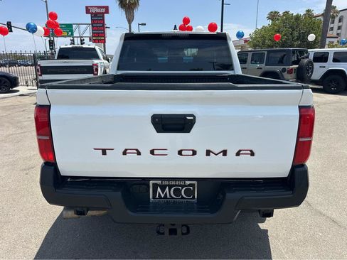 Used 2024 Toyota Tacoma SR RWD image 12