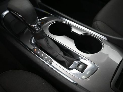 Used 2025 Chevrolet Malibu LT image 35