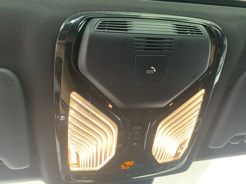 Used 2020 BMW 330i xDrive Sedan w/ Convenience Package image 27