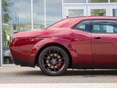 Used 2023 Dodge Challenger SRT Hellcat RWD image 6