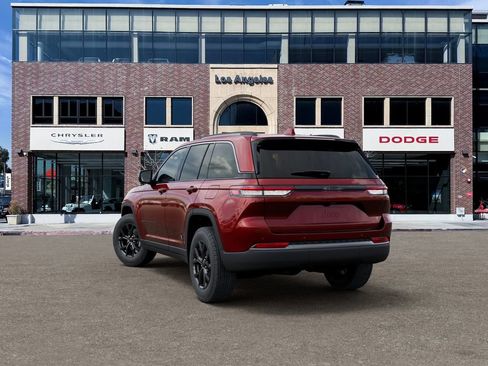New 2026 Jeep Grand Cherokee Altitude RWD image 3