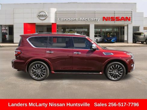 Used 2023 Nissan Armada Platinum w/ Captain's Chairs Package RWD image 2