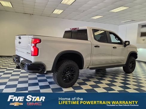 New 2026 Chevrolet Silverado 1500 ZR2 AWD/4WD image 8