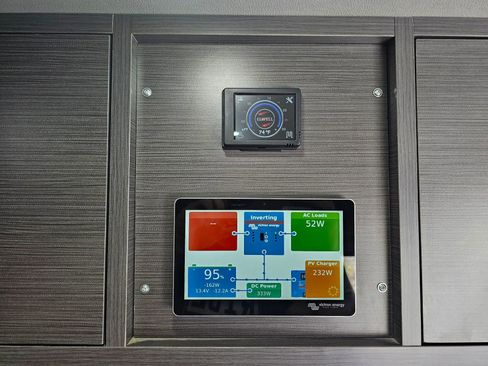 Used 2022 Mercedes-Benz Sprinter 2500 image 3