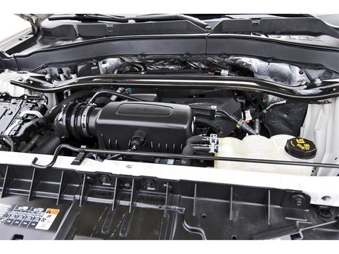 Used 2020 Ford Explorer Limited image 33