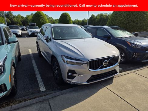 Used 2022 Volvo XC60 B5 Inscription AWD/4WD image 4