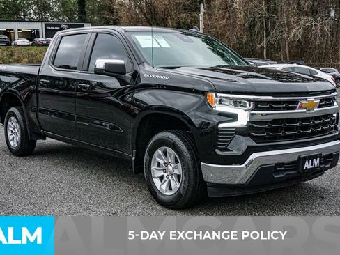 Used 2025 Chevrolet Silverado 1500 LT image 3