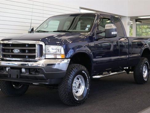 Used 2002 Ford F250 4x4 SuperCab Super Duty image 1