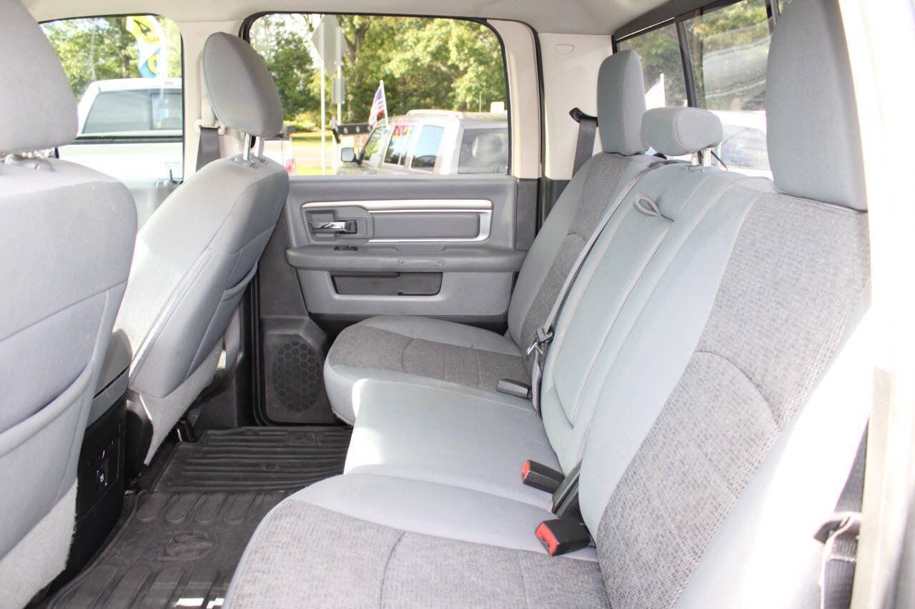 Used 2017 RAM 1500 Big Horn AWD/4WD image 18