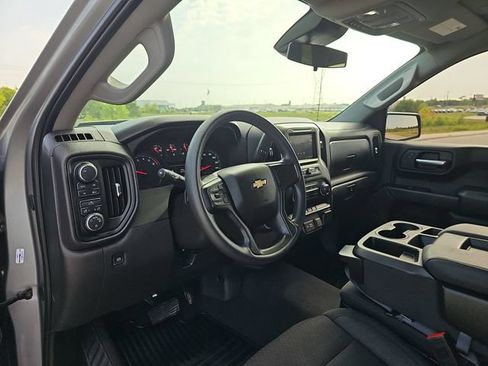 Used 2024 Chevrolet Silverado 1500 Custom w/ Turbomax Blackout Package AWD/4WD image 10
