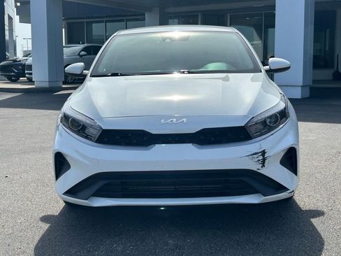 Used 2023 Kia Forte LX image 2