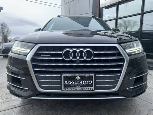 Used 2017 Audi Q7 3.0T Premium Plus w/ Premium Plus Package AWD/4WD image 2