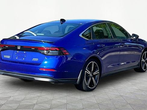 Used 2024 Honda Accord Sport image 6