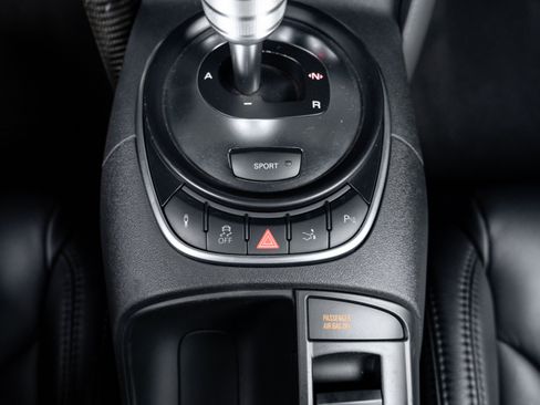 Used 2012 Audi R8 V10 AWD/4WD image 64