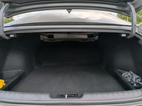Used 2026 Hyundai Elantra Sport w/ Cargo Package FWD image 31