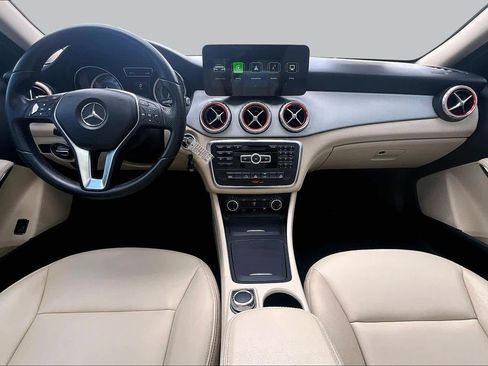 Used 2015 Mercedes-Benz GLA 250 4MATIC image 16
