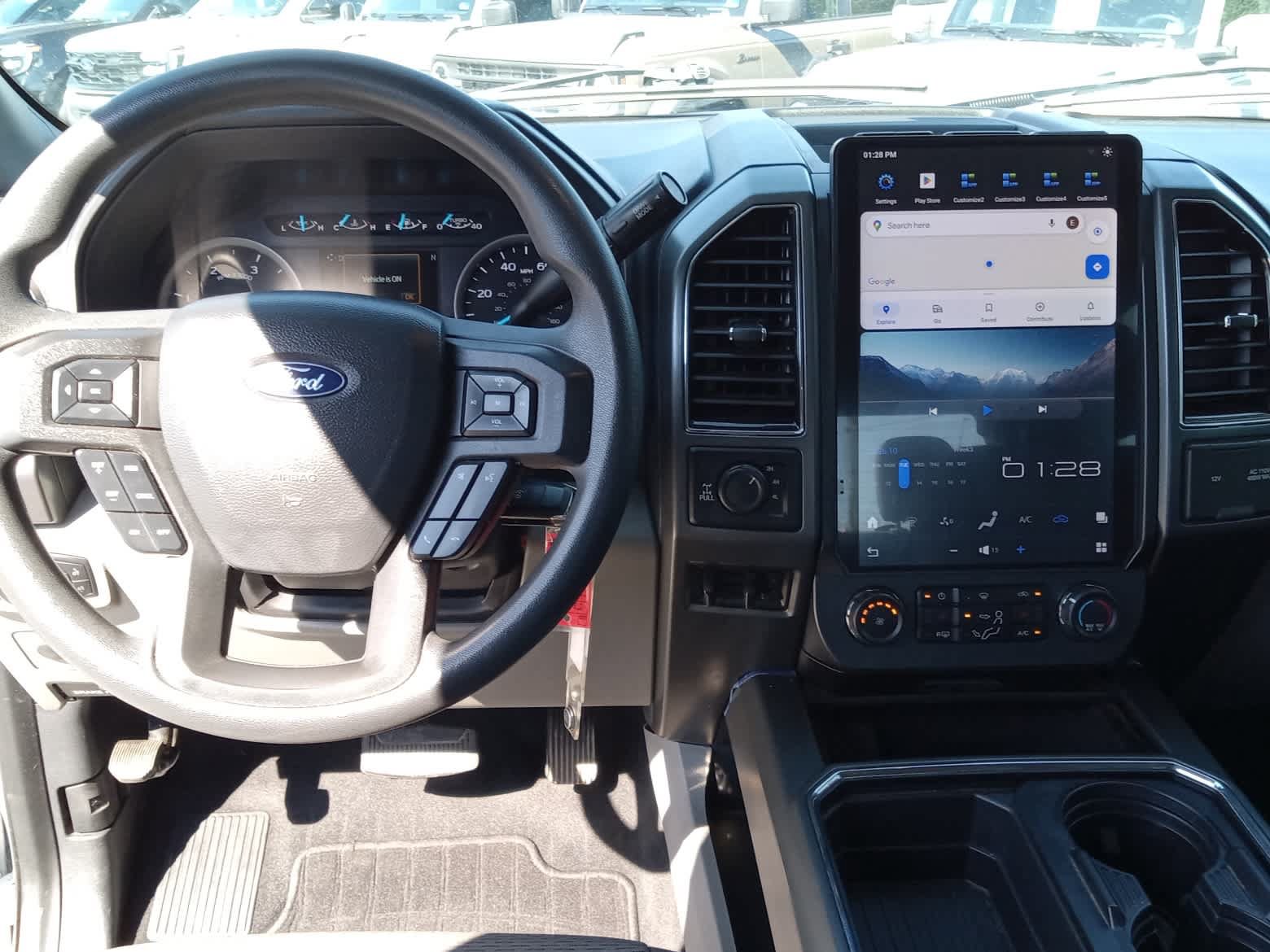 Used 2022 Ford F250 XLT w/ XLT Premium Package AWD/4WD image 34