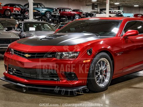 Used 2015 Chevrolet Camaro SS w/ SS Performance Package RWD image 24