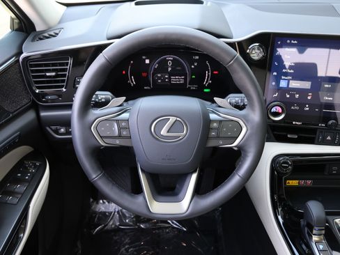 Used 2025 Lexus NX 350h AWD w/ Accessory Package (2T) image 19