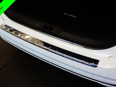 Certified 2023 Nissan Altima 2.5 SV w/ SV Premium Package image 43