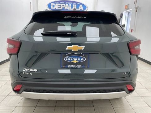 New 2026 Chevrolet Trax LT w/ Driver Confidence Package FWD image 18