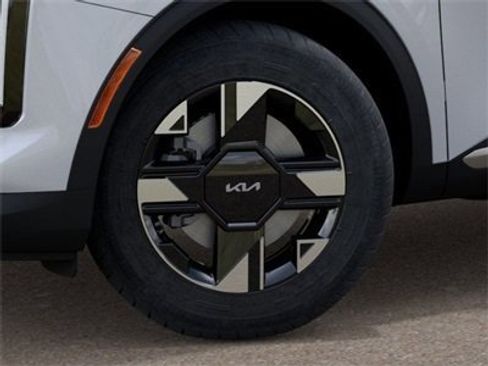 Certified 2026 Kia Sportage LX w/ LX Convenience Package image 10