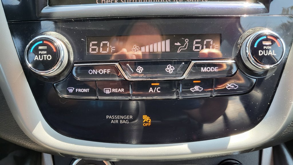 Used 2023 Nissan Murano SV w/ SV Midnight Edition Package FWD image 34