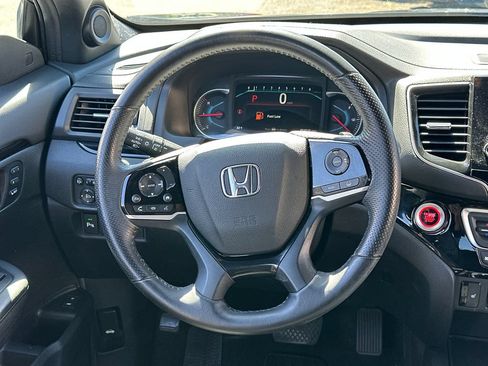 Used 2019 Honda Passport Touring image 17