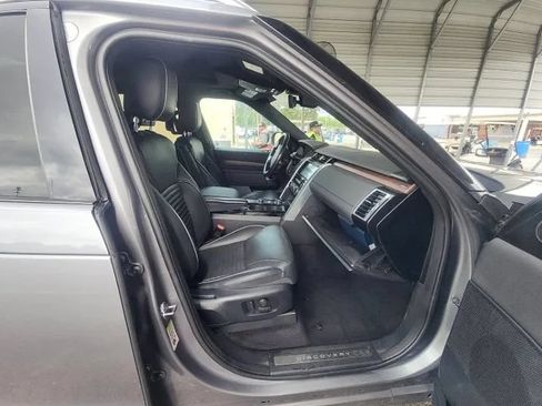 Used 2020 Land Rover Discovery HSE AWD/4WD image 6
