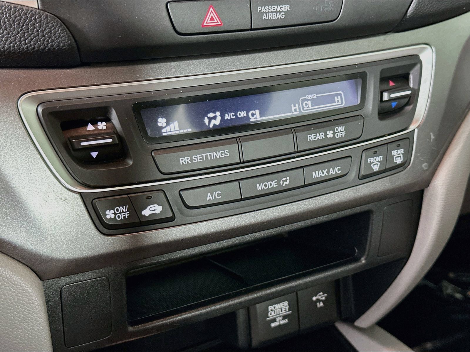 Used 2019 Honda Pilot LX image 16