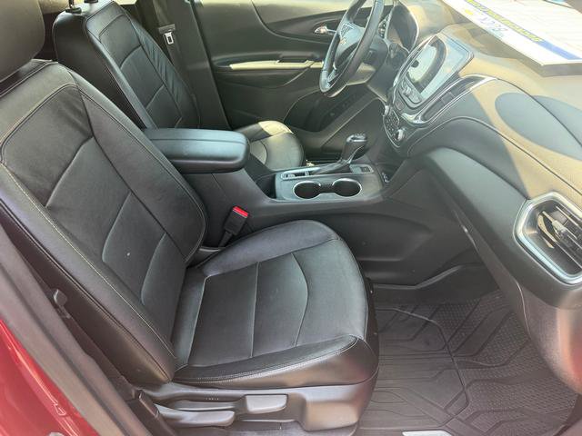Used 2020 Chevrolet Equinox Premier w/ LPO, Floor Liner Package AWD/4WD image 17