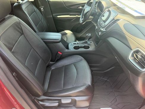 Used 2020 Chevrolet Equinox Premier w/ LPO, Floor Liner Package AWD/4WD image 17