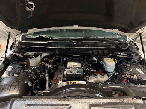 Used 2017 RAM 2500 Limited AWD/4WD image 16