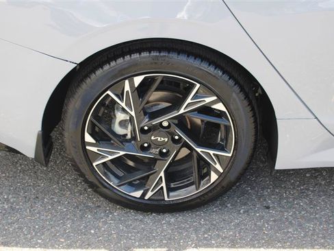 Used 2025 Kia K5 GT-Line w/ GT-Line Premium Package AWD/4WD image 9