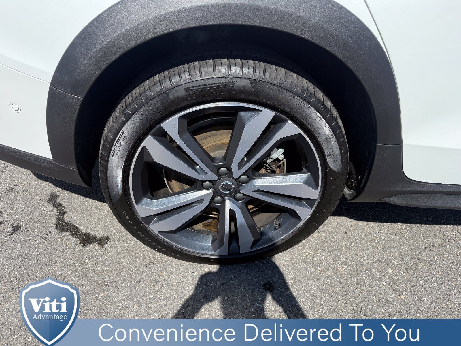 Certified 2025 Volvo V60 B5 Cross Country Plus AWD/4WD image 14