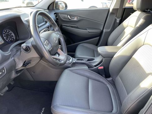 Used 2019 Hyundai Kona Limited image 11