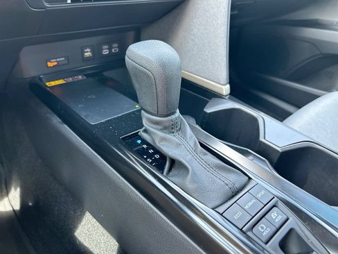 Certified 2025 Toyota Camry LE w/ Convenience Package FWD image 27
