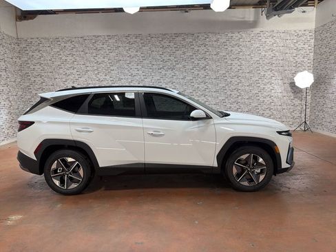 New 2026 Hyundai Tucson SEL FWD image 8