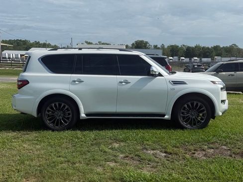 Used 2022 Nissan Armada Platinum w/ Captain's Chairs Package RWD image 13
