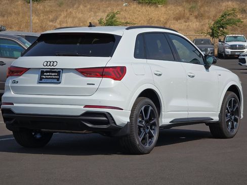 New 2025 Audi Q3 2.0T Premium Plus image 3