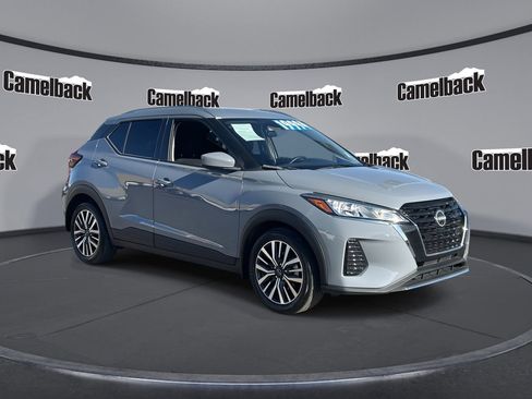 Used 2023 Nissan Kicks SV image 1