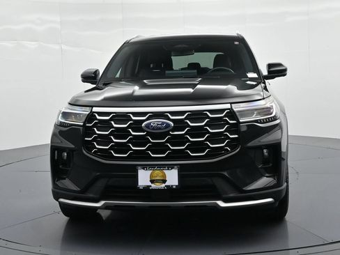 Certified 2026 Ford Explorer Platinum AWD/4WD image 3
